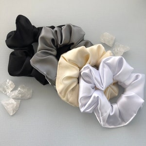 Natürliche Farben Satin Seide Scrunchies Haar Scrunchy Maulbeerseide Krawatte Haarschmuck Geschenk für sie Alle Haartypen Soft Satin Scrunchie