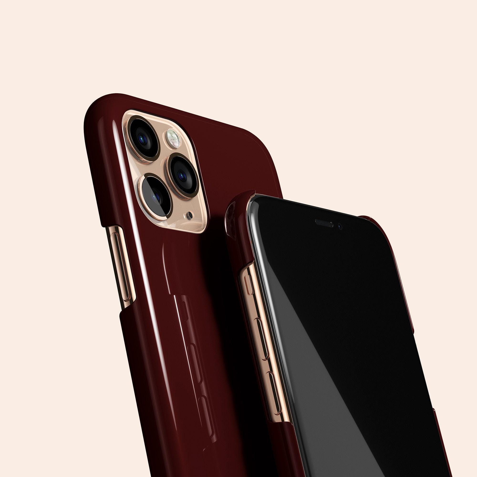 ダークバーガンディのスマホケース、iPhone 15用ソリッドカラータフ