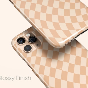波模様のチェック柄スマホケース、ベージュチェック柄iPhone 14ケース、秋らしいiPhone 13ケース、レトロなiPhone 12ケース、秋のiPhone 11用保護ケース 画像 3