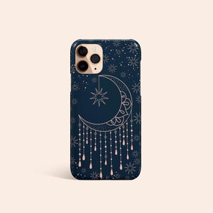 ギャラクシーブルーの天体模様のスマホケース、ピンクの月と星のデザイン、ダークブルーの保護ハードカバー 画像 3