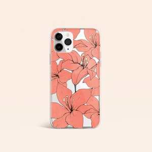 Puede incluir: Una funda transparente para tel&eacute;fono con un dise&ntilde;o floral. Las flores son rosas y blancas y tienen un efecto acuarela. La funda est&aacute; dise&ntilde;ada para un iPhone.