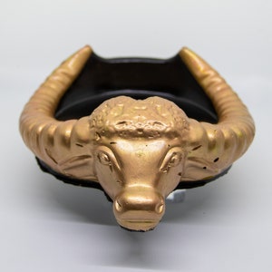 Tête de taureau avec bol en plâtre cornes détenteur de la clé Bull de bol à décor gothique Cendrier de taureau Bibelot Porte-bijoux Boîte de rangement image 1