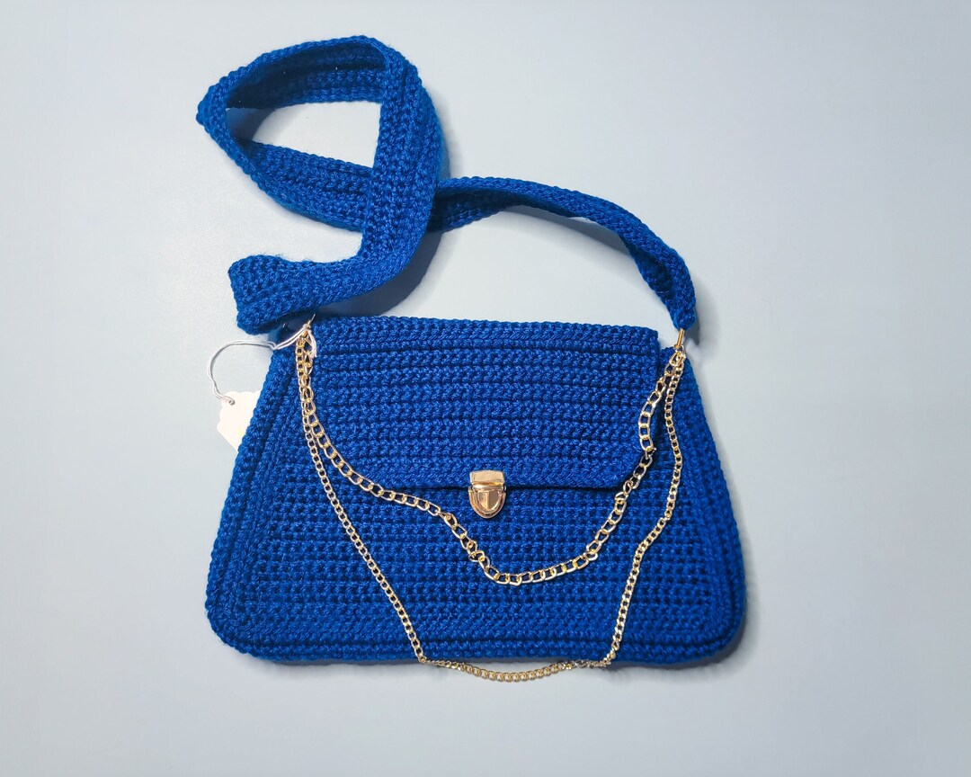 ELECTRIC BLUE CROCHET FISHNET BAG