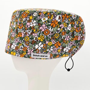 Flora scrub hat