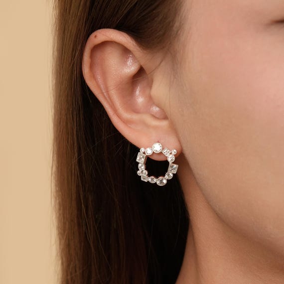 Orecchini a bottone a forma di fiore con zirconi cubici taglio marquise - Italia