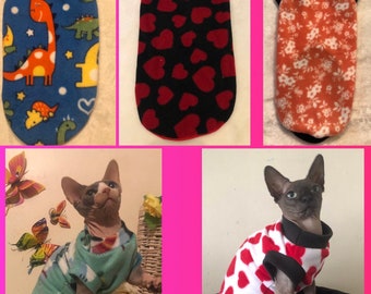 3) Warm handmade clothes for Sphynx cats and other cats.Fleece fabric clothes for cats. Winter outfit for pets