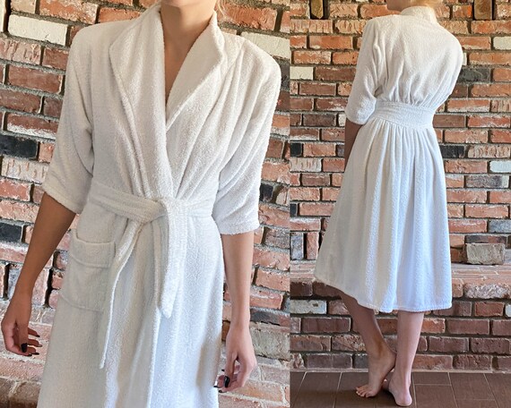 1940s White Terry Cloth Hollywood Shower Robe || X