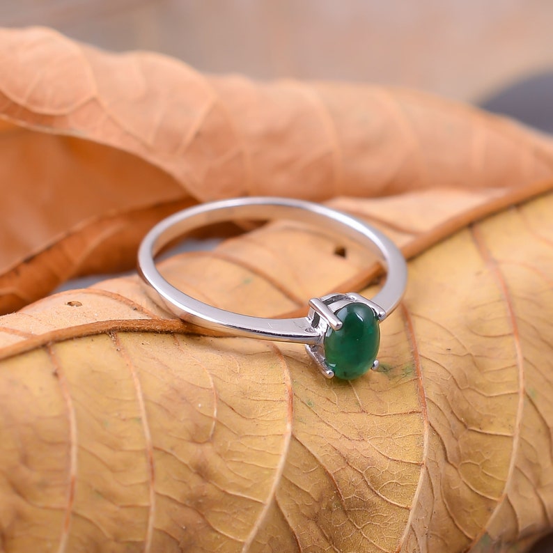 Emerald Gemstone ring,Sterling Silver ring,Green Emerald ring,Gift for her,Birthday gift,Gemstone ring,Promise ring,Girls ring,Gemstone May