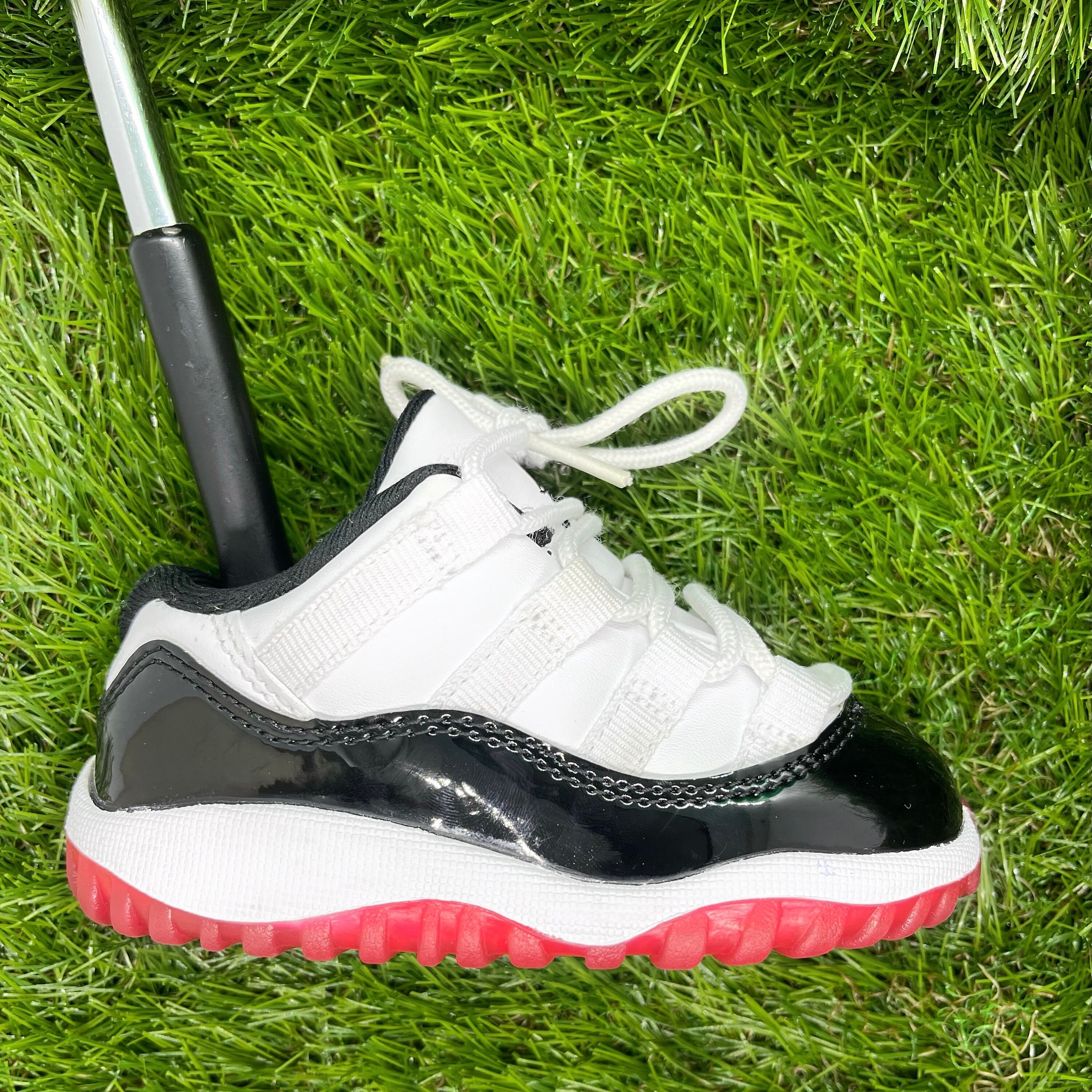 Jordan 11 Eleven concord Bred White Black Red Putter Cover -  Israel