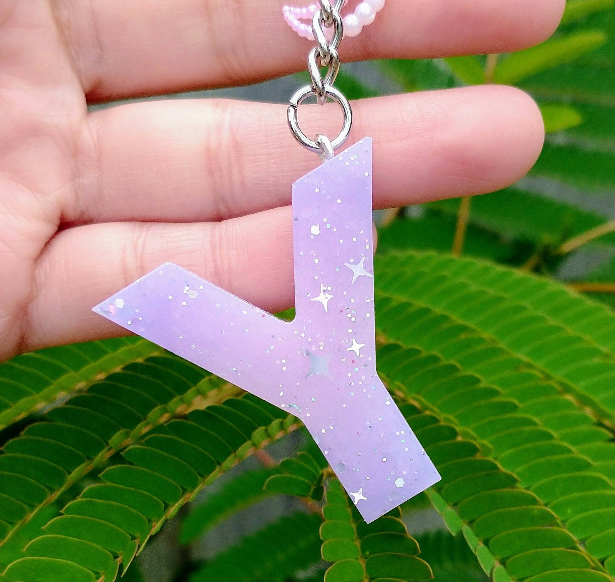 Glittery lavender and pink letter Y keychain