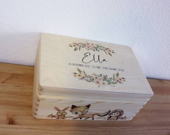 Erinnerungskiste Waldtiere Kinderzimmer, Holz, Deko,Geburt,Geschenk, Baby, Taufe, Geburtstag, personalisiert Blumen Fuchs Hase Igel HANDMADE