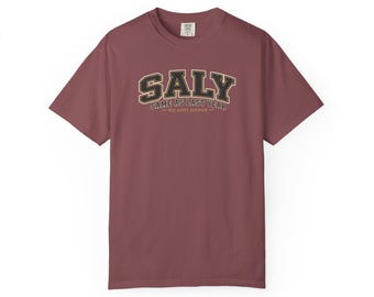 SALY Varsity | Lustiges Grafik-T-Shirt | Komfortfarben