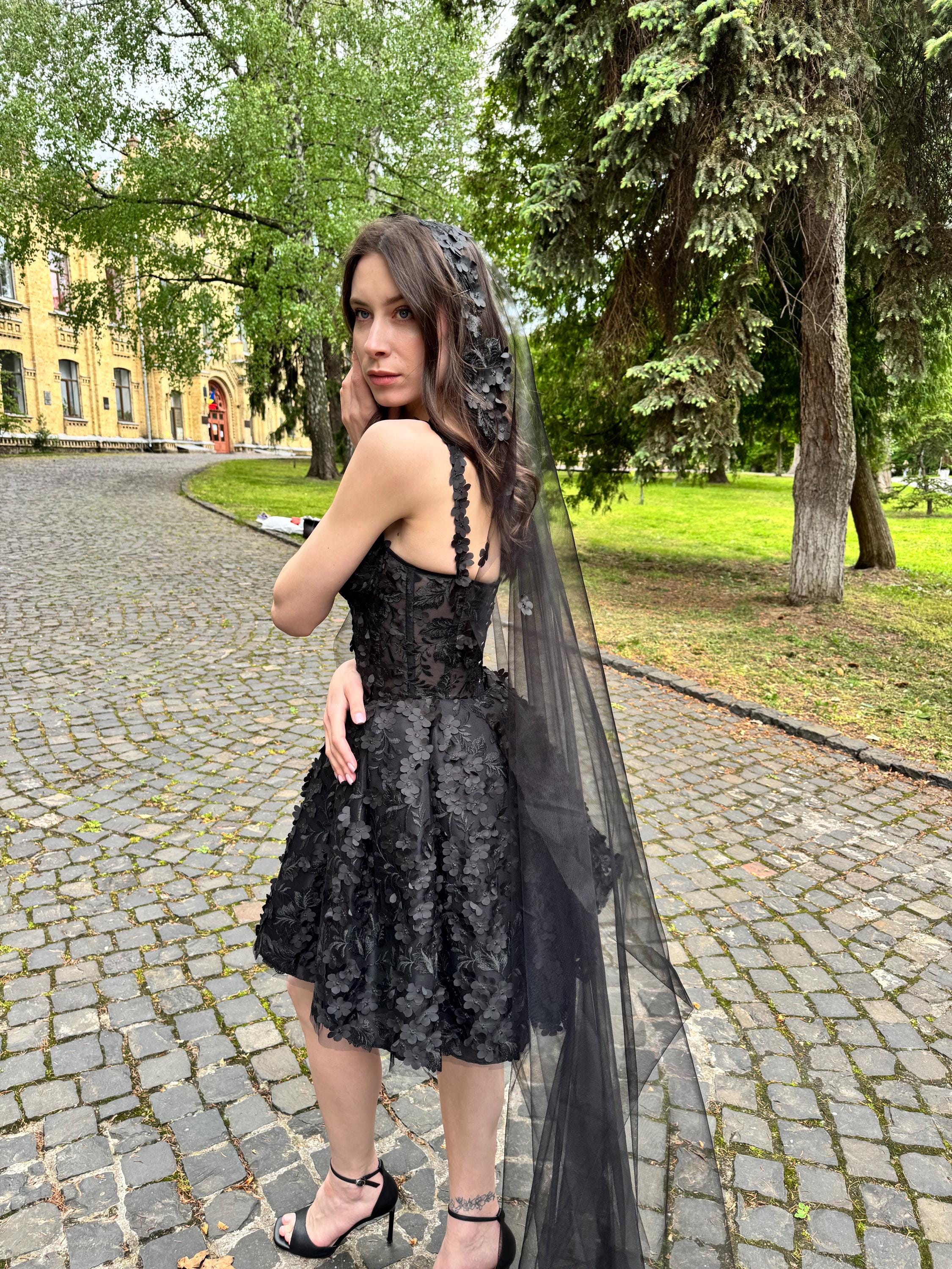 gothic short wedding dresses Gothic Short Wedding Dress Black White Tea Long Sleeveless Lace Bridal Gowns