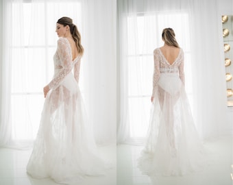 Chantilly Lace Wedding Overskirt: Detachable Bridal Train