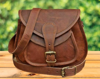 70s Women Leather bag, Vintage boho cross body bag , Handmade Leather Messenger Office travel bag