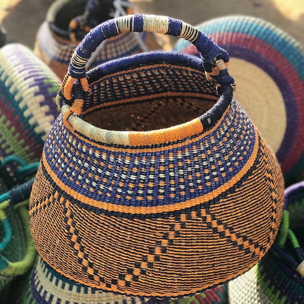 Neueste Ergänzung, Bolga Korb, großer Korb Afrikanischer Marktkorb, Bolgatanga Körbe, Aufbewahrungskorb, Geschenkkorb, Made in Ghana