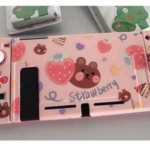 Zachte dockbare Nintendo Switch-hoes, beschermhoes voor Nintendo Switch, schattige aardbeibeer roze draagtas, volledige schakelhoes