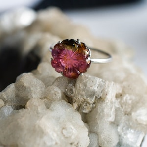 Tourmaline flower ring, Tourmaline ring, Pink bicolor tourmaline flower, Tourmaline carvings, 925 silver ring, Rings for women, Handmade