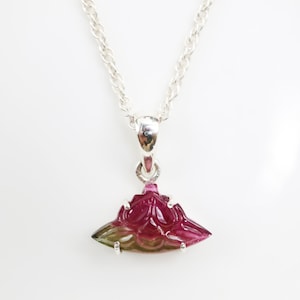 Tourmaline pendant necklace, Carved Tourmaline Pendant, Pendant for her, Gemstone Jewelry, 925 sterling silver pendants, Bicolor Tourmaline