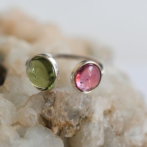 Tourmaline ring, Tourmaline cabochon, Pink tourmaline ring, green tourmaline, Tourmaline silver ring, 925 silver rings, Designer rings