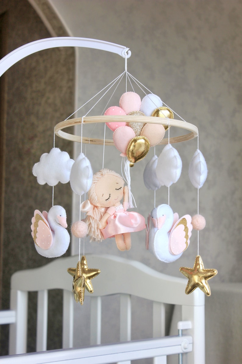 Princess and swan mobile Baby mobile girl gold stars baby mobile felt swan baby cot mobile nursery decor cute baby gift
