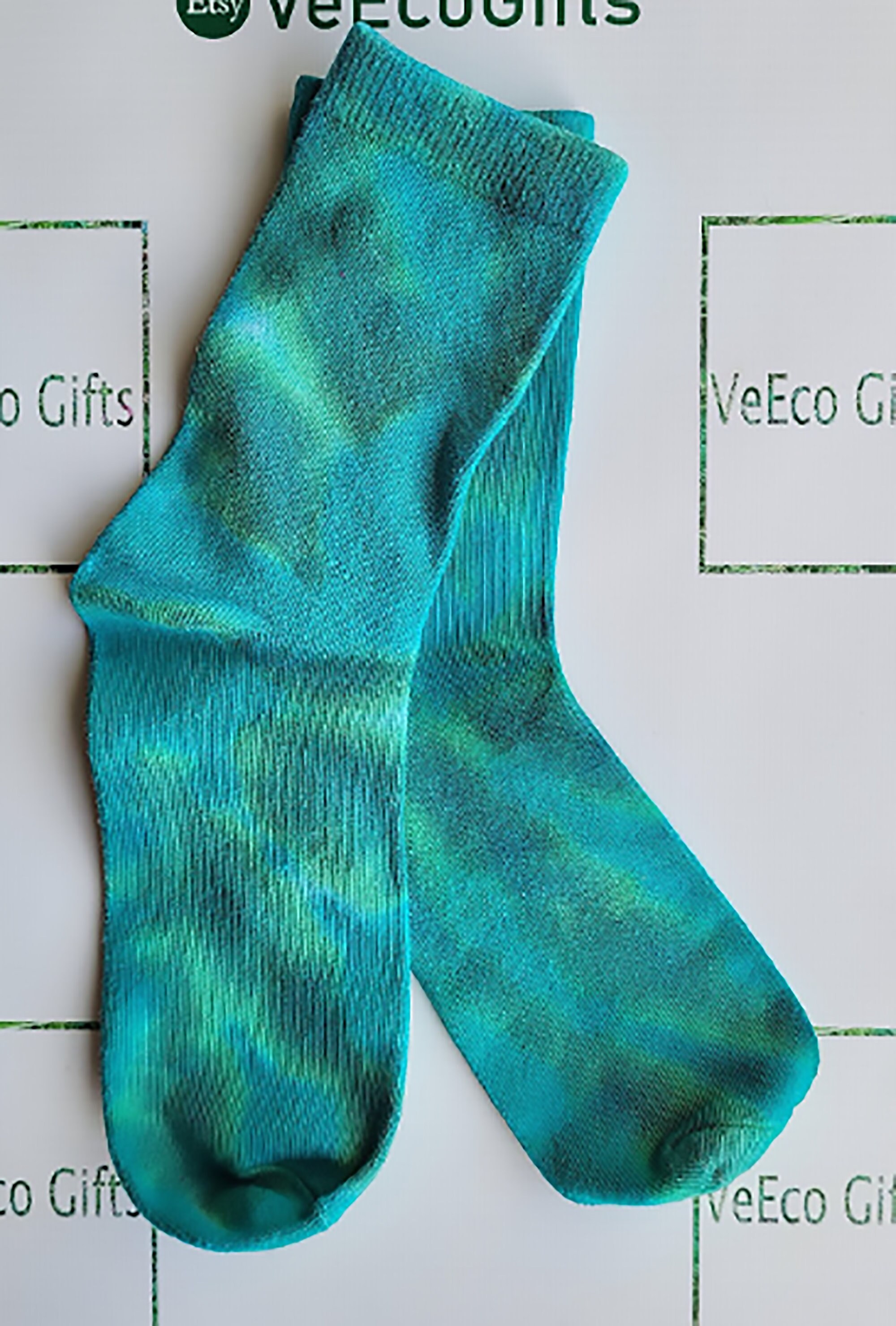 Hand tie dyed green scrunch pattern Ladies ankle socks. | Etsy