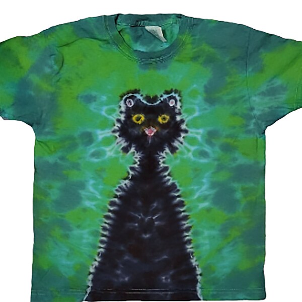 Spooktacular Halloween Tye Dye Shirt Striking Black Cat Design Custom Cat Shirt disponible en tailles adultes et enfants