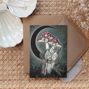 Edelstein Pilze Herbst Wald Schleife Boho Vintage Witchy Modern Postcard Card Postkarte Illustration Handmade Recyclingpapier Nachhaltig