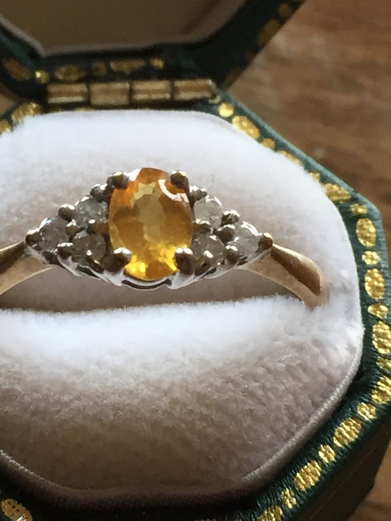 9ct yellow gold diamond and yellow sapphire ladies