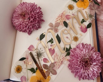 Mother's Day Pressed Floral Bookmarks! - Order by May 3rd to receive in time for Mothers Day! - Customizable, Handmade, Real Flowers!