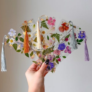 Custom Pressed Floral Laminated Bookmarks, Real Dried Flowers, Made To Order, Personalizable, Handmade/Custom