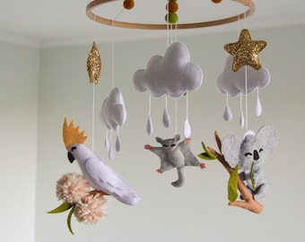 Mobile bébé avec animaux australiens Nursery mobile Koala mobile Australie décor bébé Baby shower cadeau Australian mobile Étoiles et nuages