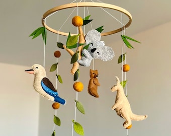 Australian animals baby mobile Koala mobile Animal mobile nursery Kangaroo  Kookaburra nursery baby decor Australian baby mobile Baby shower