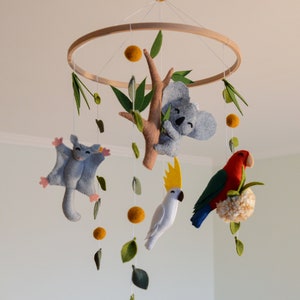 Australian animals baby mobile Koala hanging mobile Animal mobile nursery Parrot nursery baby decor Australian baby mobile Baby shower gift
