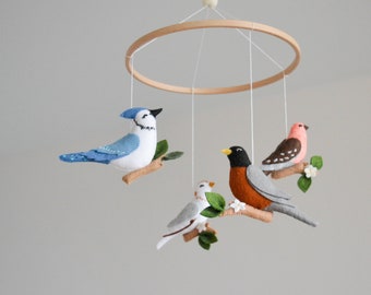 Felt Bird Nursery Mobile: American Woodland Decor