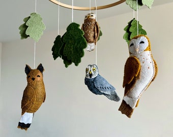 Owl Nursery Mobile: Felt Woodland Animals, Neutral Crib Decor
