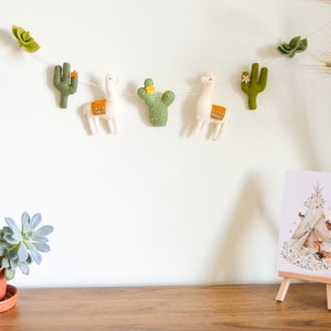 Desert nursery felt garland Baby shower Llama and cactus garland Nursery decor Boho nursery decoration Baby gifts Baby banner Desert nursery