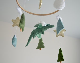 Móbile de dragão de feltro para berçário: Decoração de floresta.