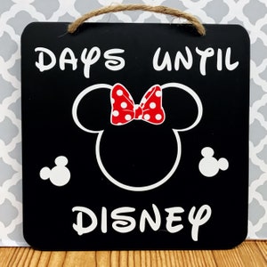 Disney Chalkboard Countdown Sign | Days Until Disney | Disney Decor | Wall Hanging | Holiday Decor | Mickey Head | Minnie Mouse Design