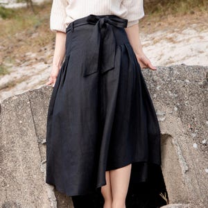 Linen vintage high-waist maxi a-line skirt with a belt for summer, simple summer boho linen black maxi skirt for woman