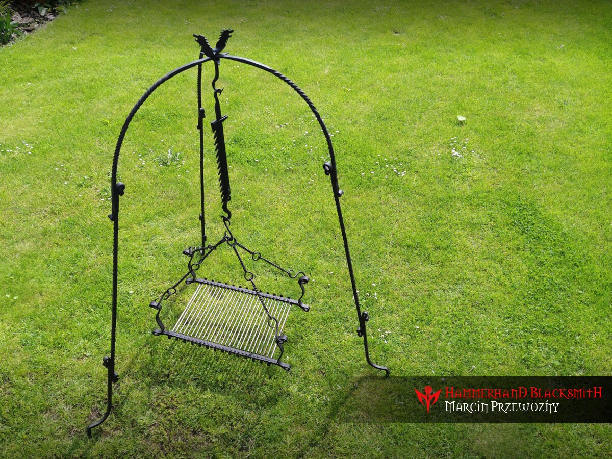 Witcher Parrilla forjada, parrilla estilo medieval, accesorios para barbacoa, parrilla de herrería de acero.