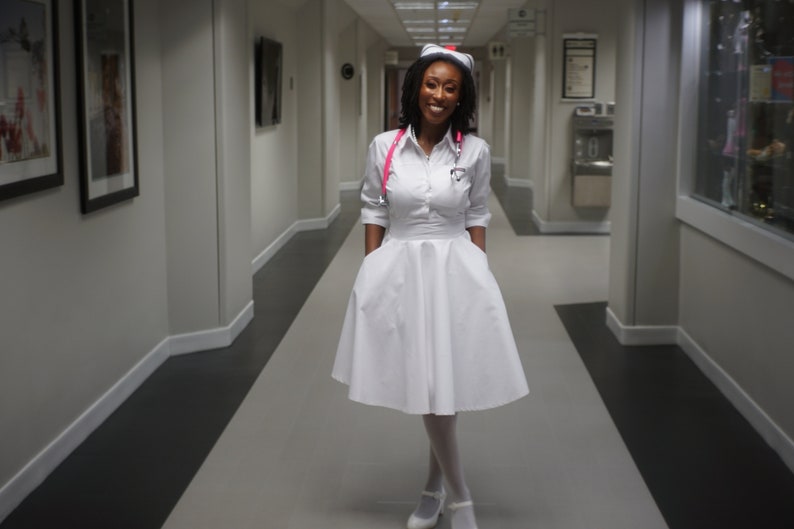 Abigail Israel von Scrub Dress Krankenschwesteruniform Bild 2