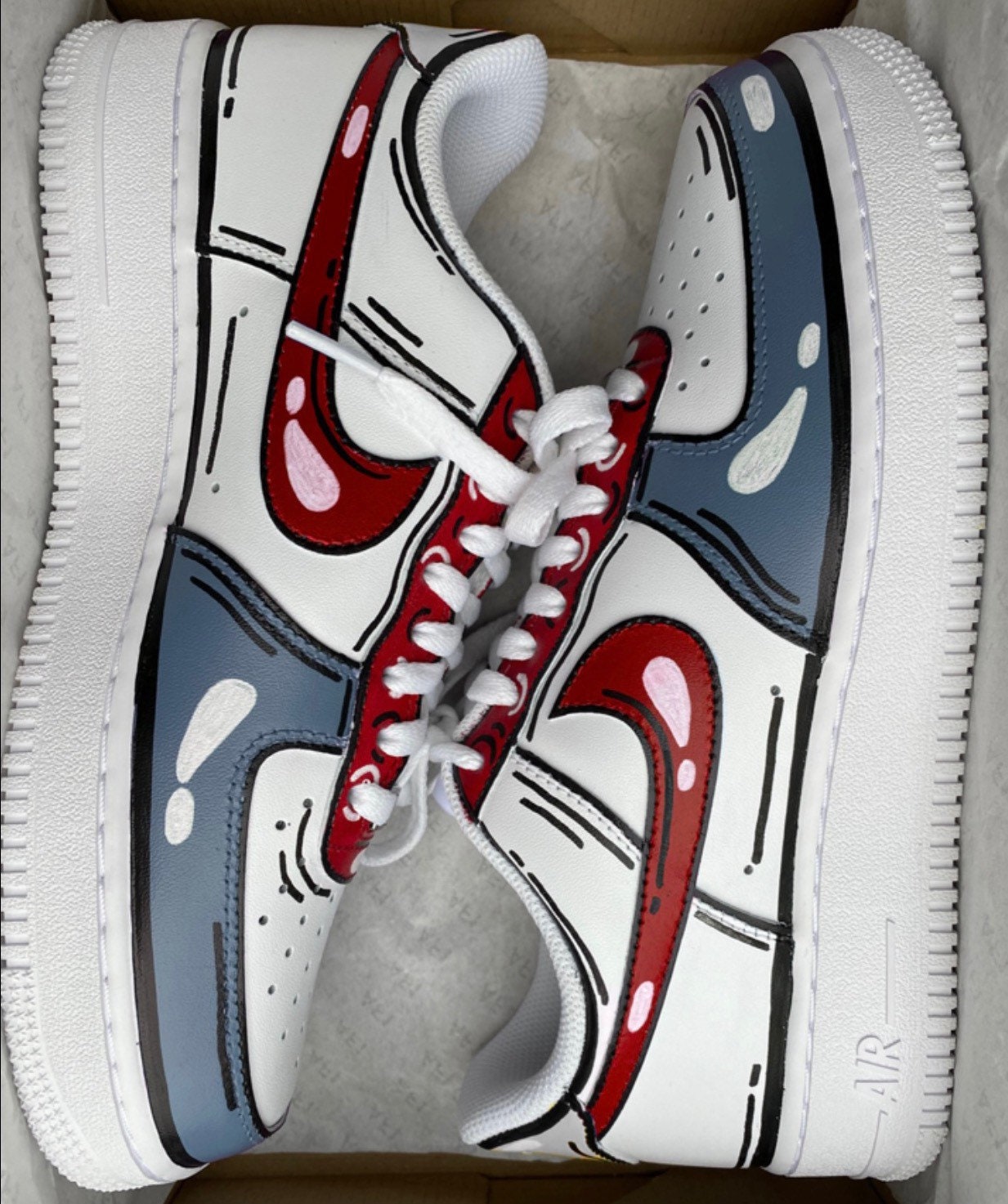Niet ingewikkeld fort ziekte Nike Air Force 1 X Red and Grey Cartoon Custom Sneakers. - Etsy