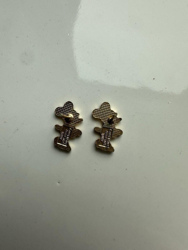 Pendientes vintage de Minnie Mouse en cloisonné, de Walt Disney Productions, hechos en Taiwán. imagen 4