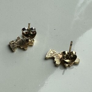 Pendientes vintage de Minnie Mouse en cloisonné, de Walt Disney Productions, hechos en Taiwán. imagen 5