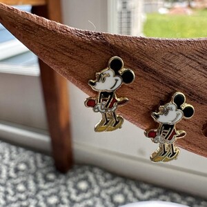 Pendientes vintage de Minnie Mouse en cloisonné, de Walt Disney Productions, hechos en Taiwán. imagen 2