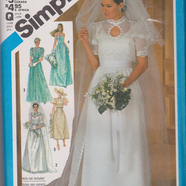 Robe de mariée avec haut en dentelle, motif train, manches bouffantes, ouverture en trou de serrure simplicité 6408, non coupée, taille 14