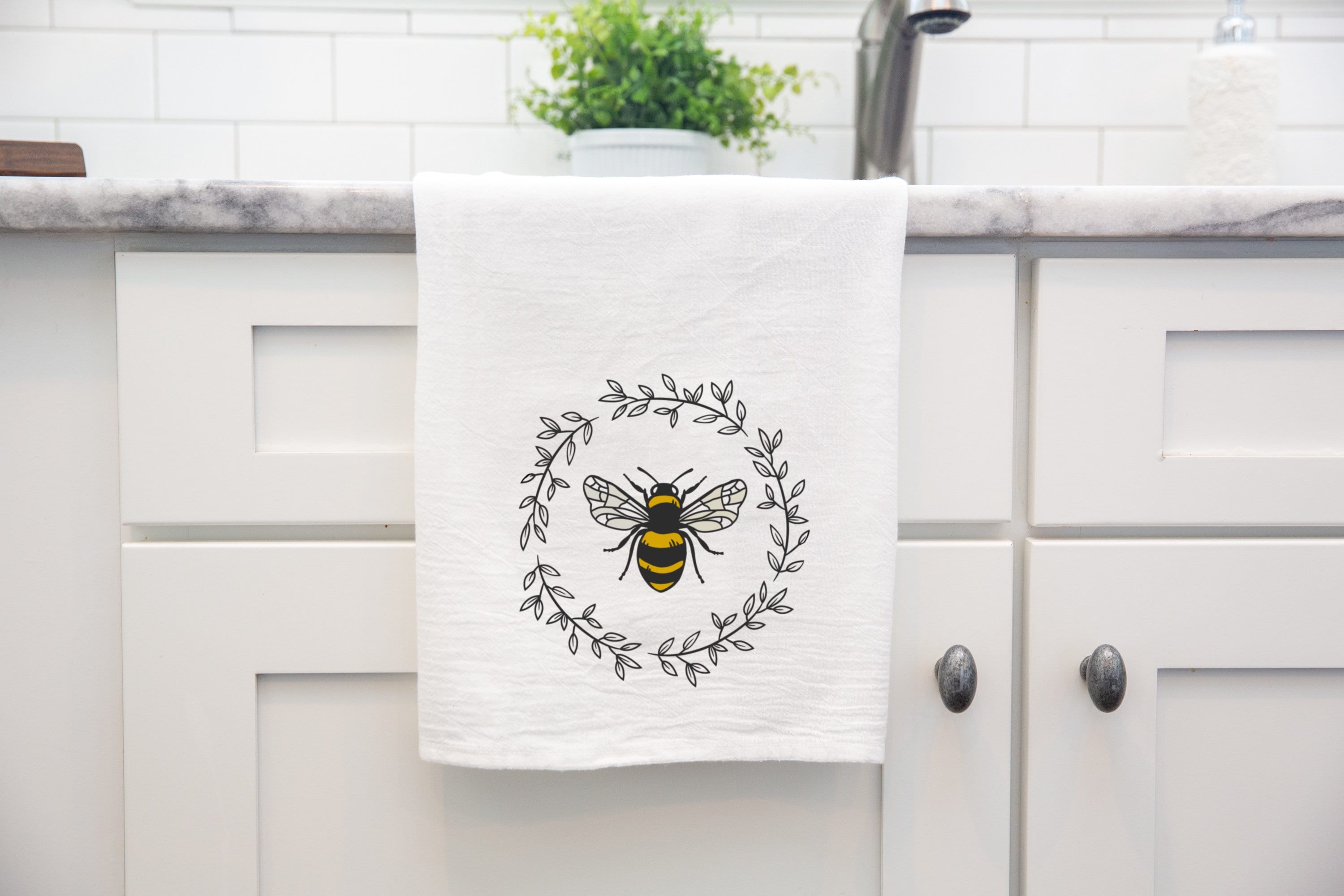 Custom Kitchen Towels (and giveaway!) - Sugar Bee Crafts