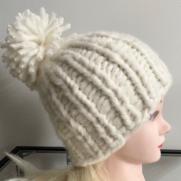 Knit Hat, Chunky Women Hat, Hand Knitted Winter Hat, Ladies Beanie, Wool  Hat, White Hat, Christmas Gift