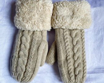 Knit Mittens, Winter Mittens, Beige Mittens, Women's Accessories,Fur Cuff Mittens, Winter Gift